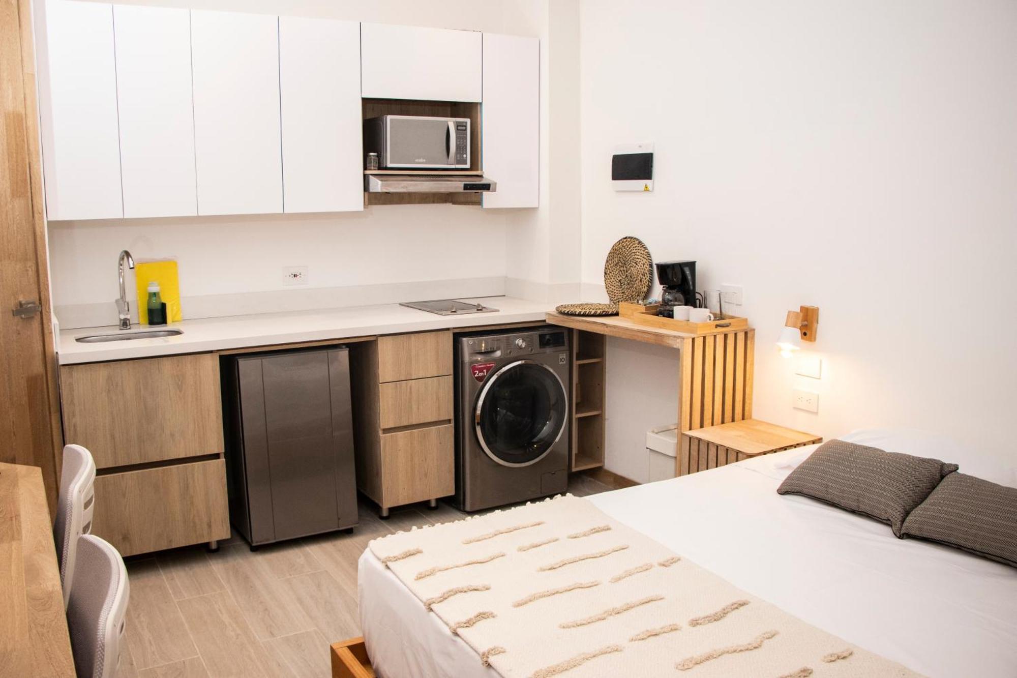 Apartment Zenia 70 Living & *